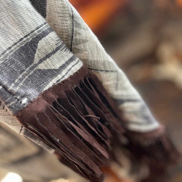 NWOT Double D. Ranch Fringe western Poncho - Picture 8 of 9